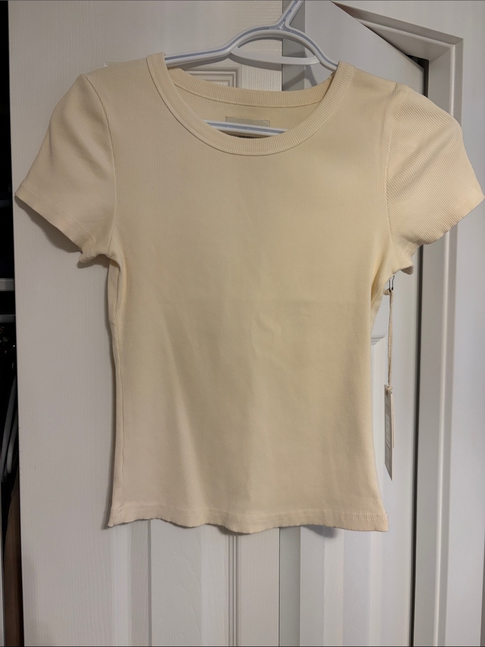 Women's Short Sleeve Crewneck Tee in Pale Cream